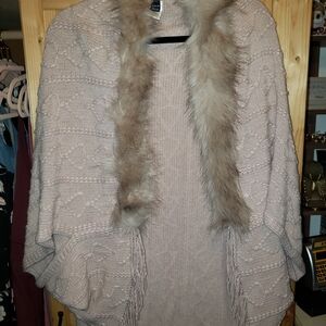SHEIN Beige Poncho with Faux Fur Trim
